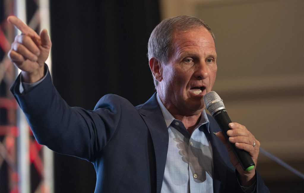 ‘Was it nuclear? Heck, maybe it was aliens.’ Utah Rep. Chris Stewart defends Donald Trump, calls for details on documents seized from Mar-a-Lago